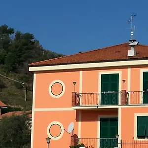 Jolanda 2*, Diano Marina Italia