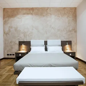 vittoria-rooms-genoa.hotelitalianriviera.com/